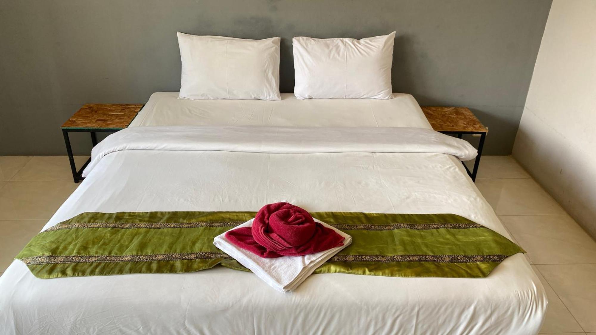 Hotel Laemdin
